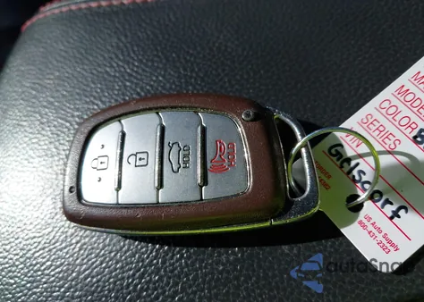 2017 Hyundai Elantra Sport z USA, uszkodzony, nr VIN KMHD04LB3HU291888